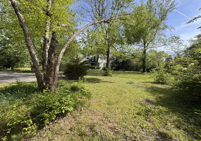 3rd image of 100 Bellevue Dr W, Nashville, TN 37205 | MLS# 3184303