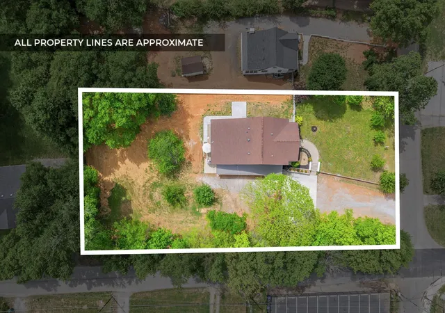 2nd image of 311 Beech St, Clarksville, TN 37042 | MLS# 3180239