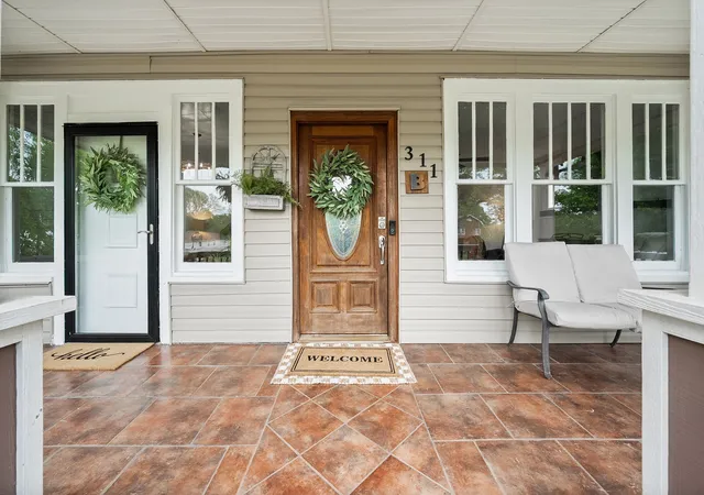 Photo 4 of Single family home for sale at 311 Beech St, Clarksville, TN 37042 | MLS# 3180239 | Listing updated on 2026-10-06