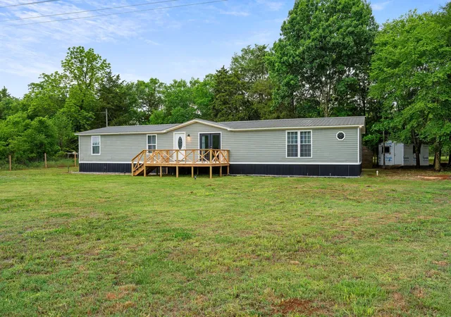 Homes for sale in Unionville, TN | 1769 Halls Mill Rd, Unionville, TN 37180 | MLS# 3183998