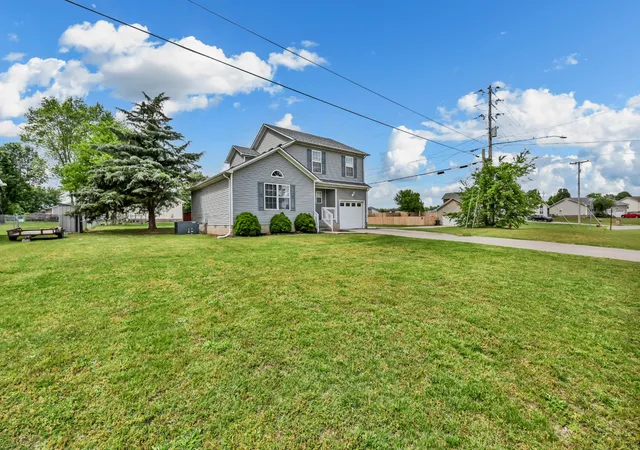 3rd image of 800 Shetland Dr, Oak Grove, KY 42262 | MLS# 3180505