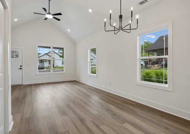 Photo 4 of Single family home for sale at 1511 Cheatham St, Springfield, TN 37172 | MLS# 3185903 | Listing updated on 2026-08-18