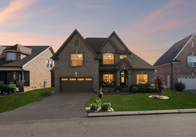 Photo 2 of Single family home for sale at 608 Southshore Pt, Mount Juliet, TN 37122 | MLS# 3180336 | Listing updated on 2026-10-13