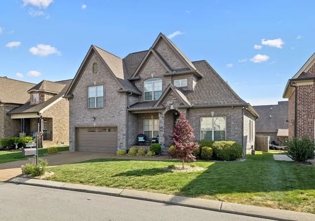 Photo 4 of Single family home for sale at 608 Southshore Pt, Mount Juliet, TN 37122 | MLS# 3180336 | Listing updated on 2026-10-13