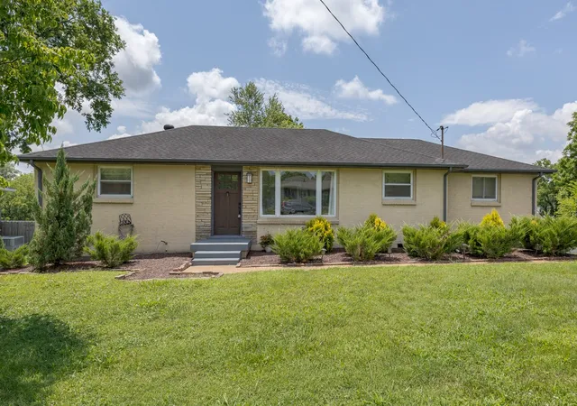1st image of 1930 Valley Park Dr, Nashville, TN 37216 | MLS# 3256505