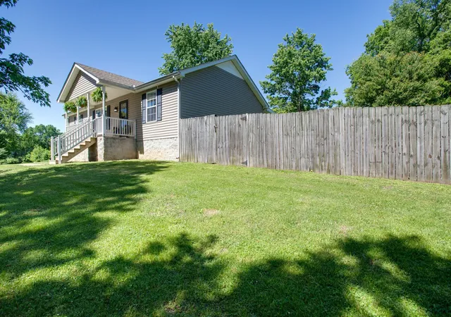 Homes for sale in Spring Hill, TN | 743 Elm St, Spring Hill, TN 37174 | MLS# 3180221