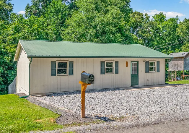 Homes for sale in Bumpus Mills, TN | 123 Morgan Loop, Bumpus Mills, TN 37028 | MLS# 3244050