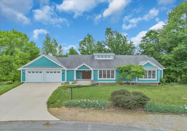 Homes for sale in Smithville, TN | 615 Seaton Dr, Smithville, TN 37166 | MLS# 3183265