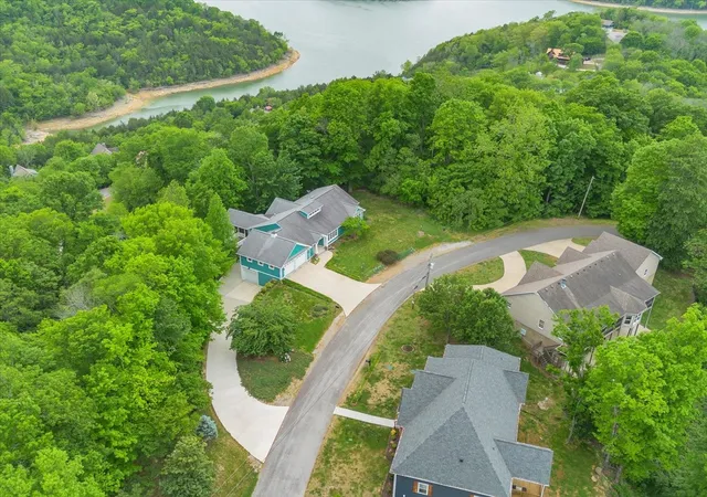 Homes for sale in Smithville, TN | 615 Seaton Dr, Smithville, TN 37166 | MLS# 3183265