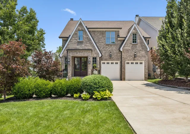 Photo 1 of Sale Pending at 3410 Benham Ave, Nashville, TN 37215 | MLS# 3199648 | Listing updated on 2026-08-24
