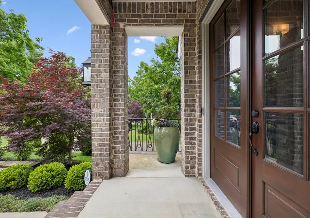 Photo 4 of Sale Pending at 3410 Benham Ave, Nashville, TN 37215 | MLS# 3199648 | Listing updated on 2026-08-24