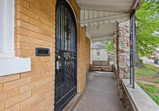 image of 1024 Maury St, Memphis, TN 38107 | MLS# 3270410