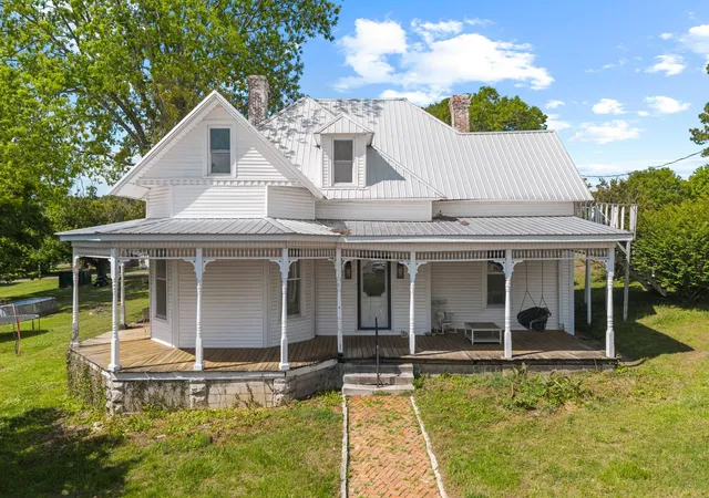 Homes for sale in Lynnville, TN | 1851 Main St, Lynnville, TN 38472 | MLS# 3190908