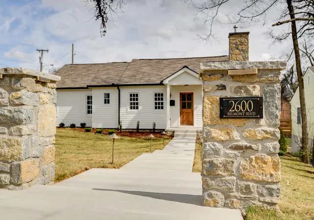 1st image of 2600 Belmont Blvd, Nashville, TN 37212 | MLS# 3181312