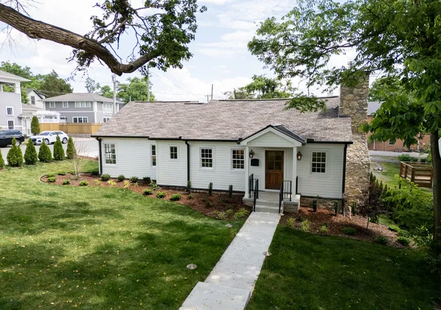 3rd image of 2600 Belmont Blvd, Nashville, TN 37212 | MLS# 3181312