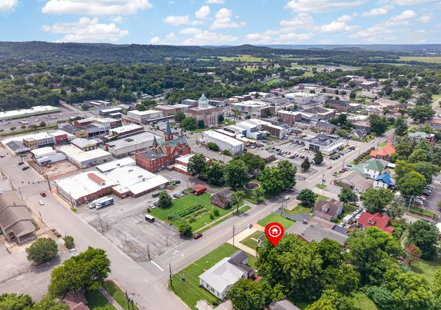 Photo 3 of Single family home for sale at 218 North 3rd St, Pulaski, TN 38478 | MLS# 3183142 | Listing updated on 2026-08-11