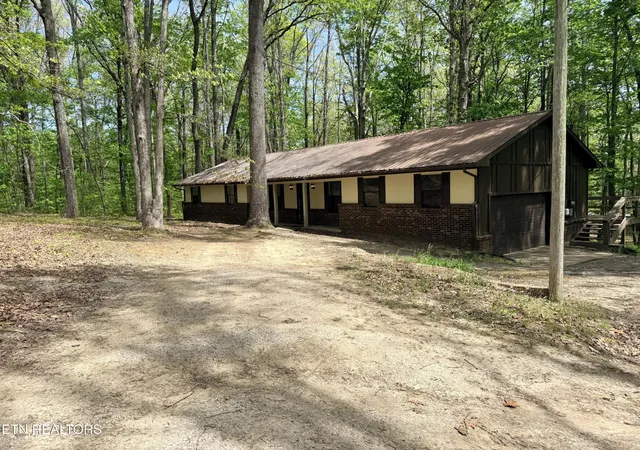 Homes for sale in Jamestown, TN | 549 Yellow Cliff Estates Rd, Jamestown, TN 38556 | MLS# 3255770