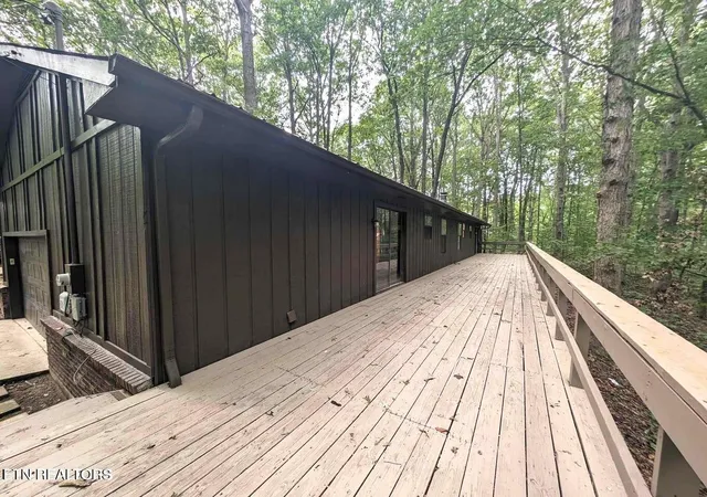 Photo 3 of Single family home for sale at 549 Yellow Cliff Ests Rd, Jamestown, TN 38556 | MLS# 3255770 | Listing updated on 2026-09-04