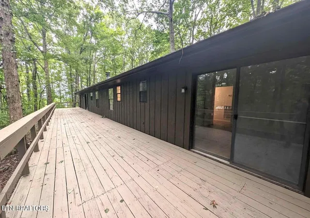 Photo 4 of Single family home for sale at 549 Yellow Cliff Ests Rd, Jamestown, TN 38556 | MLS# 3255770 | Listing updated on 2026-09-04