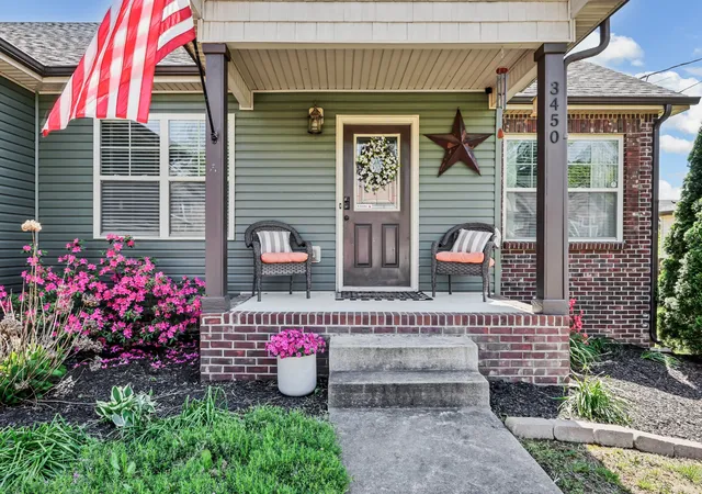 Photo 3 of Single family home for sale at 3450 Bradfield Dr, Clarksville, TN 37042 | MLS# 3180493 | Listing updated on 2026-09-18