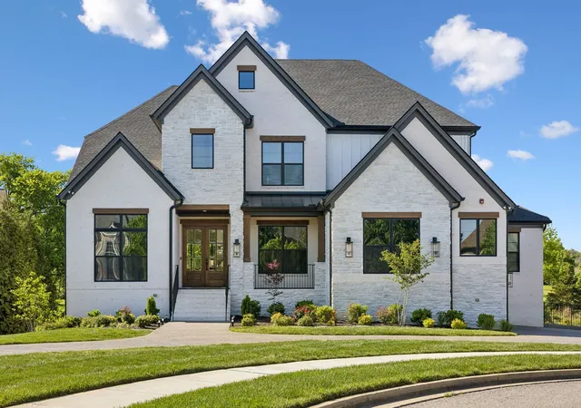 1st image of 109 Tattnall Ct, Gallatin, TN 37066 | MLS# 3180667