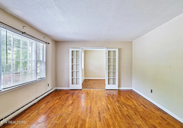 Photo 3 of Single family home for sale at 4600 Ball Camp Pike, Knoxville, TN 37921 | MLS# 3544612 | Listing updated on 2026-09-14