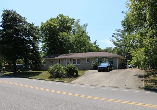 2nd image of 2292 Old Ashland City Rd, Clarksville, TN 37043 | MLS# 3180856