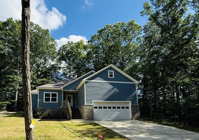 1st image of 169 Anglewood Dr, Crossville, TN 38558 | MLS# 3221856