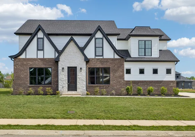 Photo 2 of Single family home for sale at 2457 Ellsworth Dr, Clarksville, TN 37043 | MLS# 3180727 | Listing updated on 2026-09-03