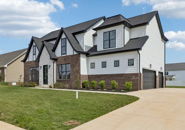 Photo 3 of Single family home for sale at 2457 Ellsworth Dr, Clarksville, TN 37043 | MLS# 3180727 | Listing updated on 2026-09-03