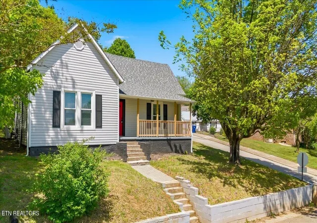 Photo 25 of Single family home for sale at 702 W Rhoten St, Jefferson City, TN 37760 | MLS# 3180740 | Listing updated on 2026-08-21