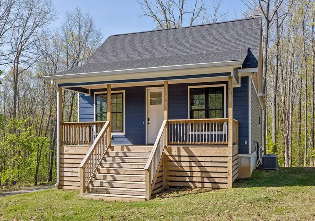 Homes for sale in Signal Mountain, TN | 220 Progress Dr, Signal Mountain, TN 37377 | MLS# 3180846