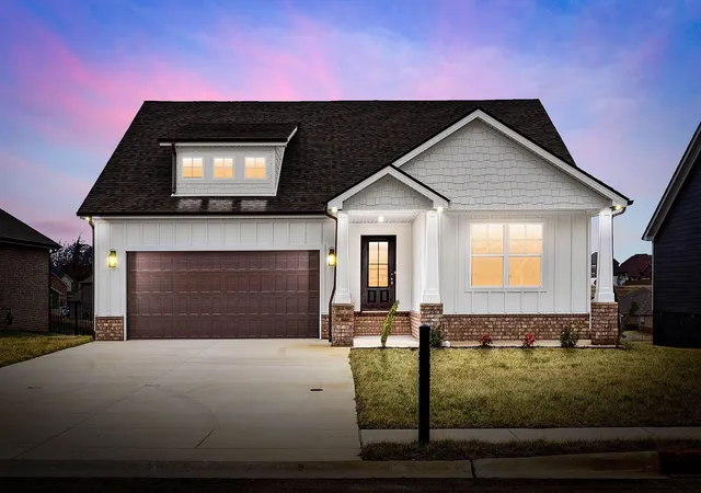 2nd image of 937 Bankside Dr, Clarksville, TN 37043 | MLS# 3180938