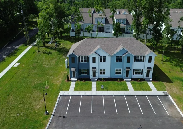 1st image of 1136 Lck 4th Rd, Gallatin, TN 37066