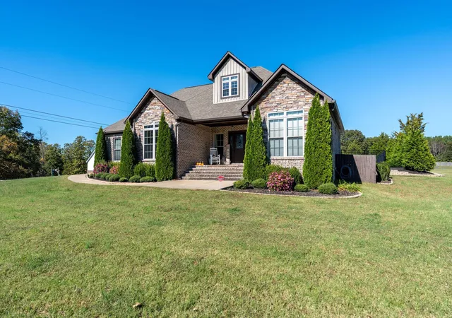 Homes for sale in Summertown, TN | 562 Double Eagle Dr, Summertown, TN 38483 | MLS# 3215216