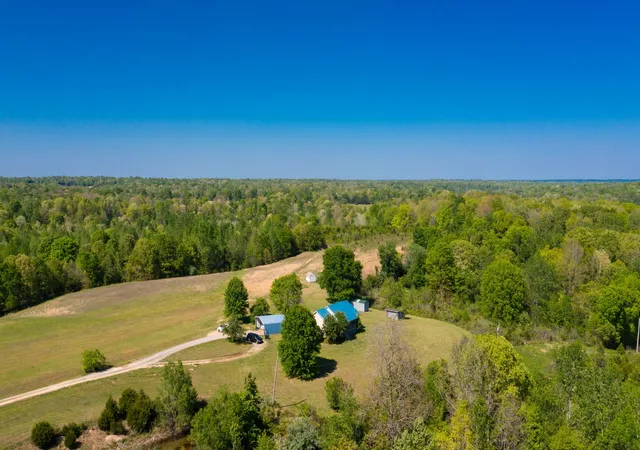 3rd image of 881 Coaling Rd, Charlotte, TN 37036 | MLS# 3181698