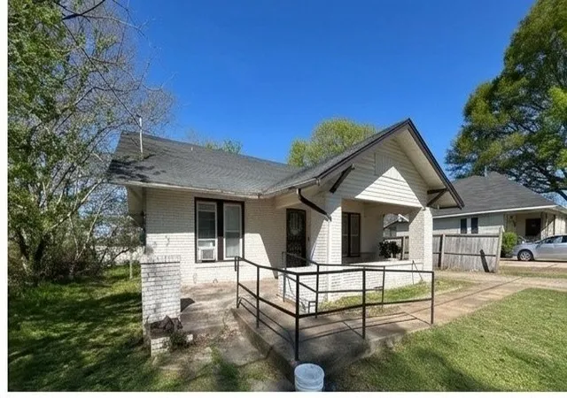 2nd image of 93 Forest Downs Dr, Jackson, TN 38305