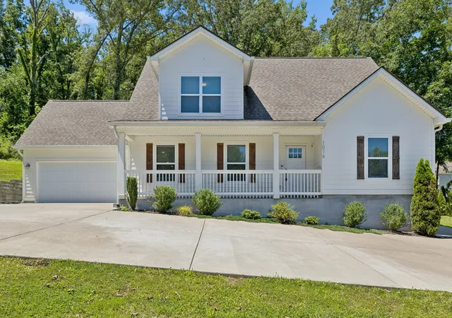 Homes for sale in Ashland City, TN | 1016 Forestwood Rd, Ashland City, TN 37015 | MLS# 3182552