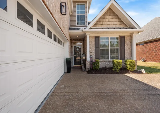 Photo 3 of Townhouse for sale at 1113 Chickadee Cir, Hermitage, TN 37076 | MLS# 3596944 | Listing updated on 2026-09-26