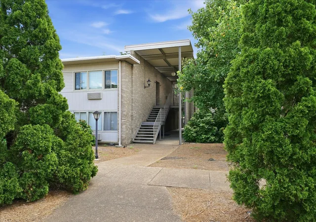Homes for sale in Nashville, TN | 2020 Beech Ave, Nashville, TN 37204