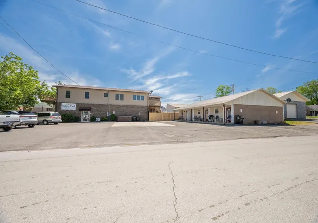 Homes for sale in Pikeville, TN | 3251 Main Street, Pikeville, TN 37367 | MLS# 3181133