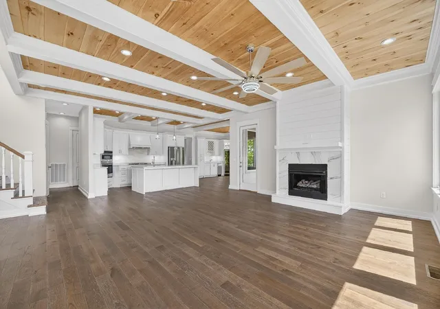 Photo 4 of Single family home for sale at 205 Pioneer Trl, Savannah, TN 38372 | MLS# 3181192 | Listing updated on 2026-04-23