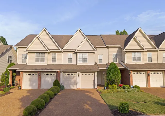 Photo 2 of Townhouse for sale at 2427 Queens Lace Trl, Chattanooga, TN 37421 | MLS# 3181294 | Listing updated on 2026-09-21