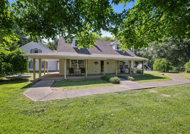 3rd image of 1138 Shahan Rd, Pleasant View, TN 37146 | MLS# 3218234