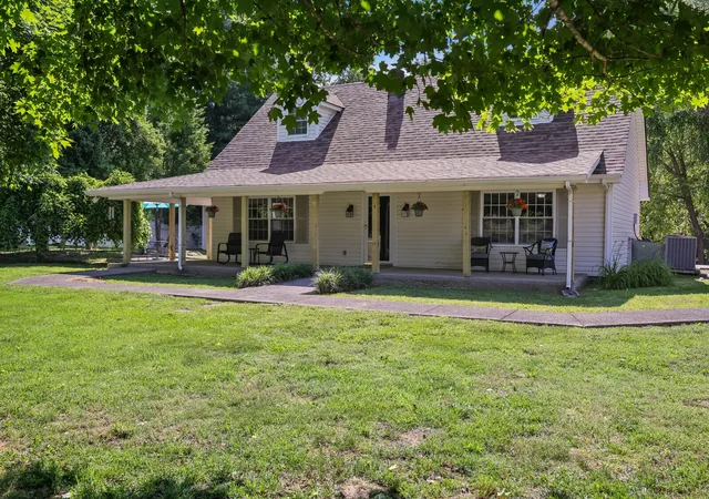 5th image of 1138 Shahan Rd, Pleasant View, TN 37146 | MLS# 3218234