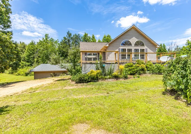 Homes for sale in Hohenwald, TN | 424 Charles Mcclearen Rd, Hohenwald, TN 38462 | MLS# 3241930