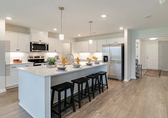 Photo 3 of Single family home for sale at 708 Larry Cir, Mount Pleasant, TN 38474 | MLS# 3181403 | Listing updated on 2026-09-21