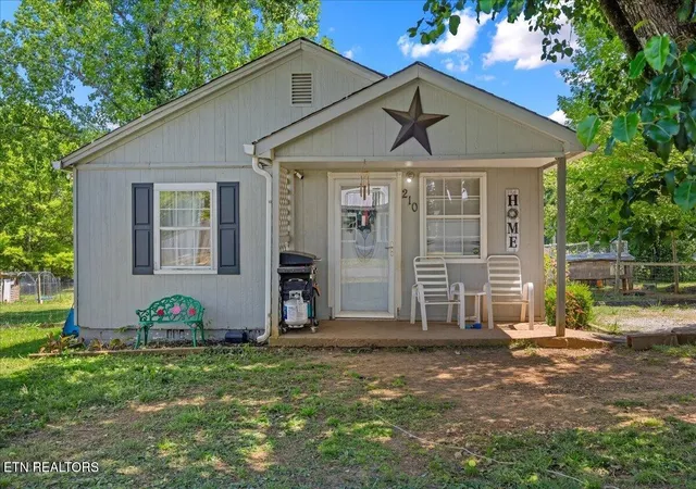 3rd image of 210 2Nd Street, Englewood, TN 37329 | MLS# 3242995