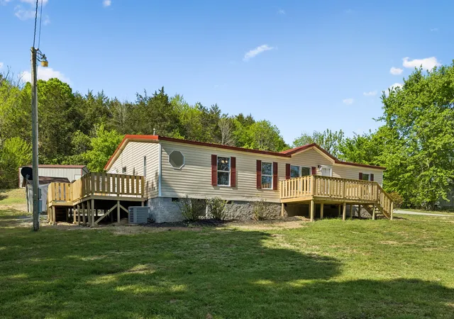 3rd image of 1085 Hawkins Branch Rd, Bethpage, TN 37022 | MLS# 3181578