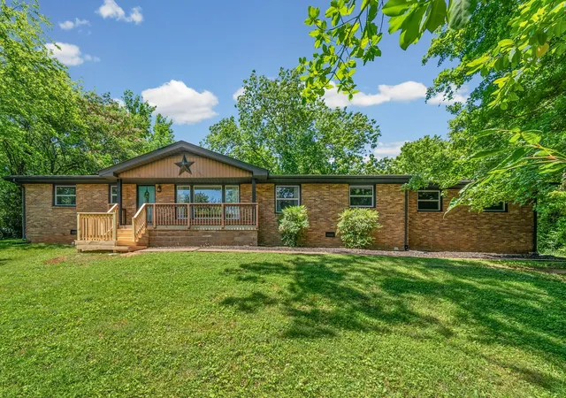2nd image of 509 Rosewood Dr, Clarksville, TN 37043 | MLS# 3245699